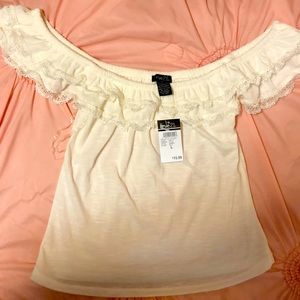 Rue 21 Top! Brand new